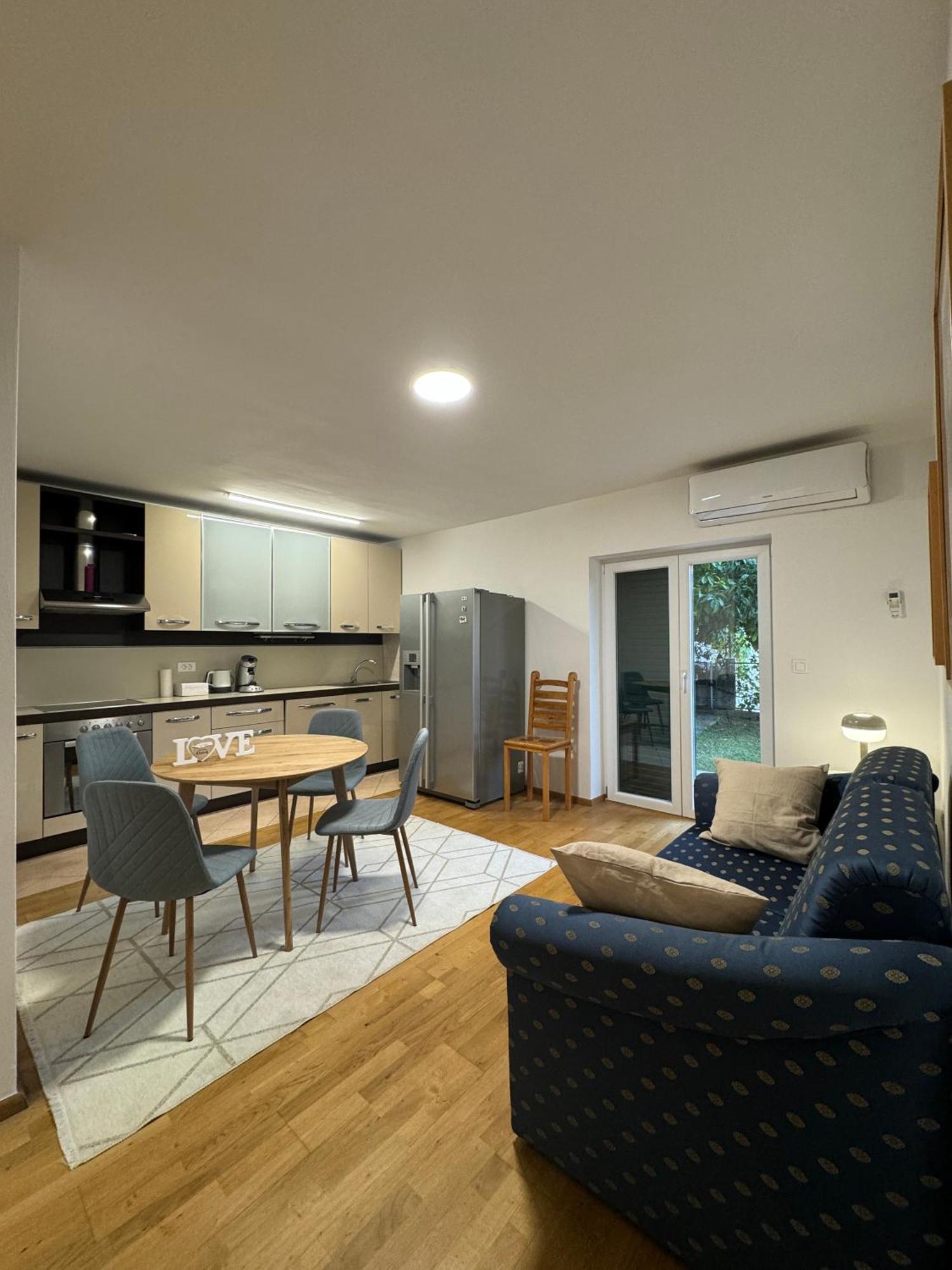 Valentinas Garden Apartment Сплит Екстериор снимка