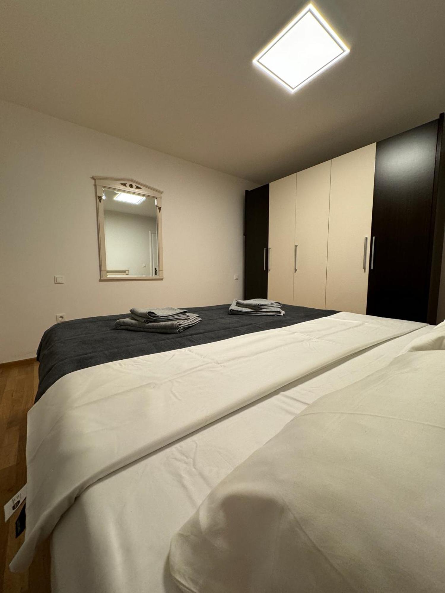 Valentinas Garden Apartment Сплит Екстериор снимка