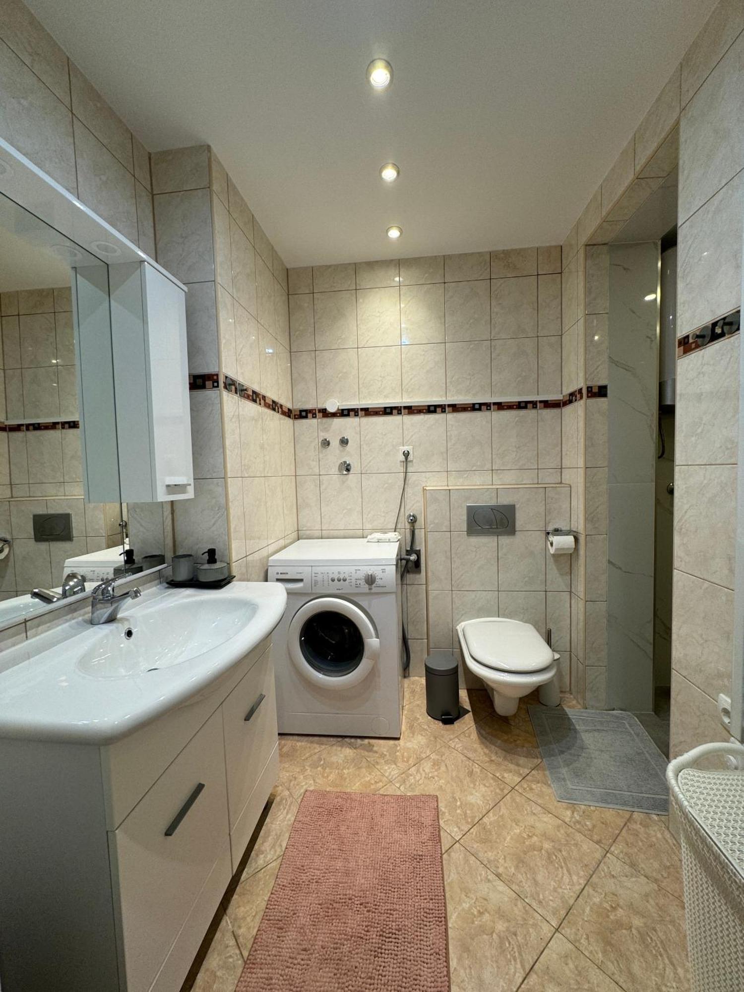 Valentinas Garden Apartment Сплит Екстериор снимка